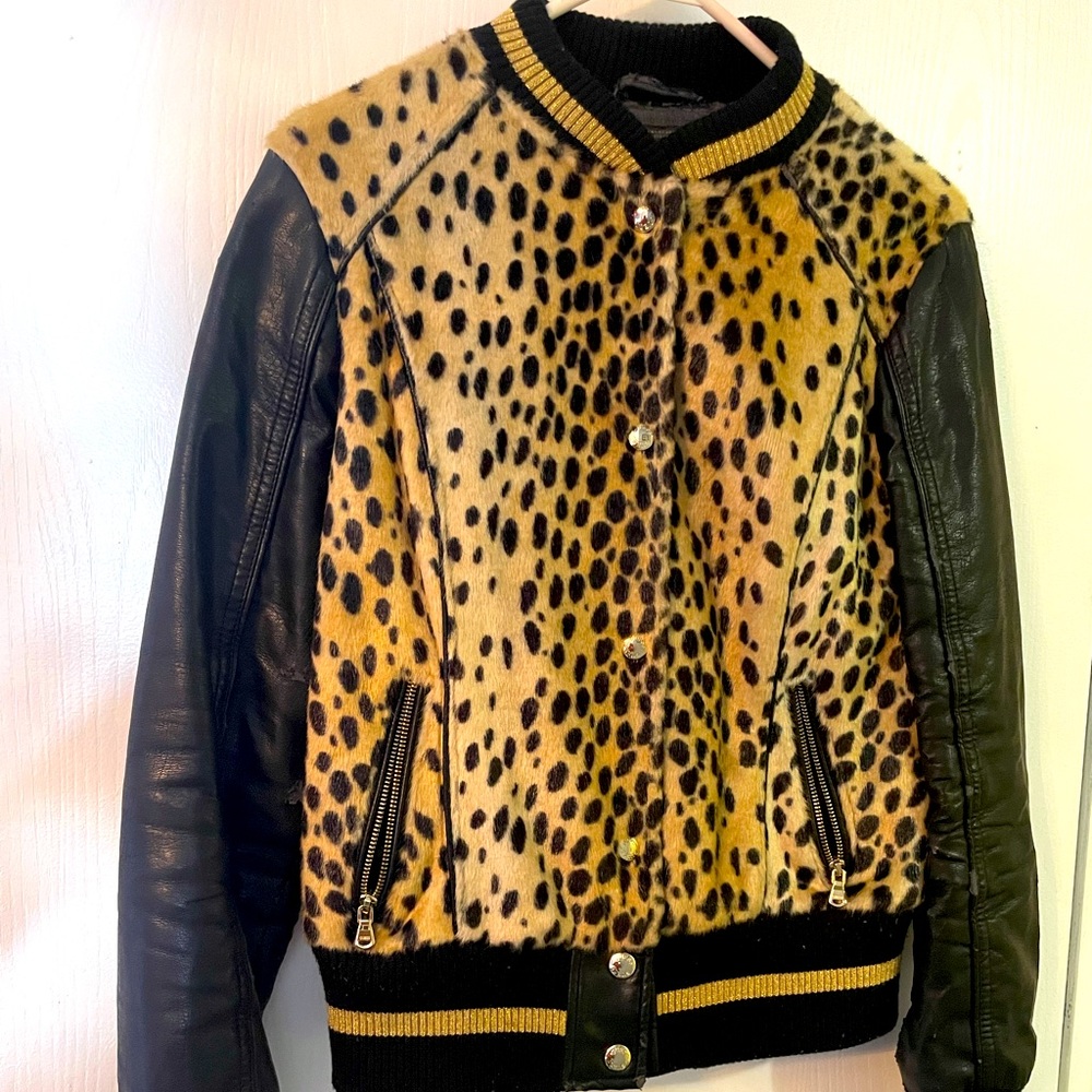 GUESS Black & Cheetah Print Bomber Jacket